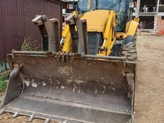 Buldoexcavator de vanzare zona Militari