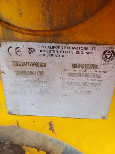 Buldoexcavator de vanzare zona Militari.