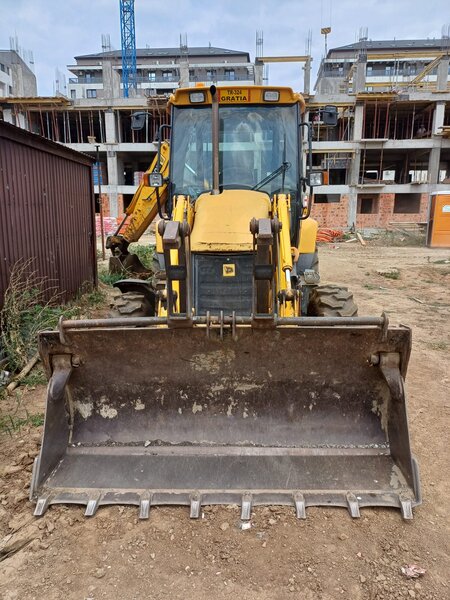 Buldoexcavator de vanzare zona Militari.